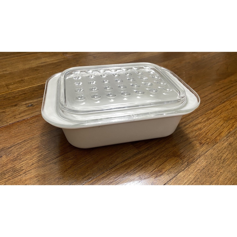 Corning Ware MC-1-B White Casserole Dish & Pyrex MC-1-C Dimple Lid 7x5.5x2